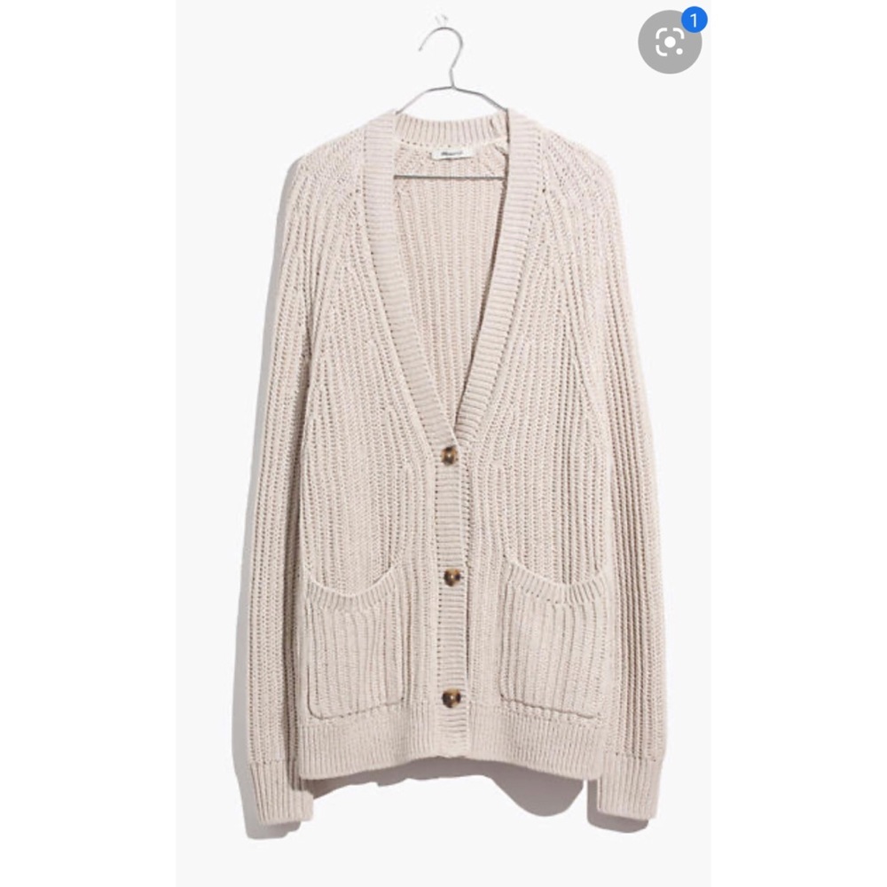 Cardigan sweater